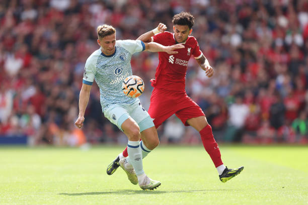 点球常常被 点球常常被