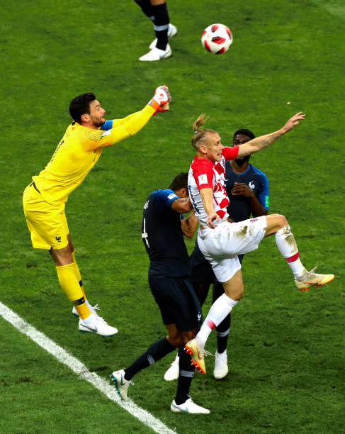 姆巴佩的个 姆巴佩的个