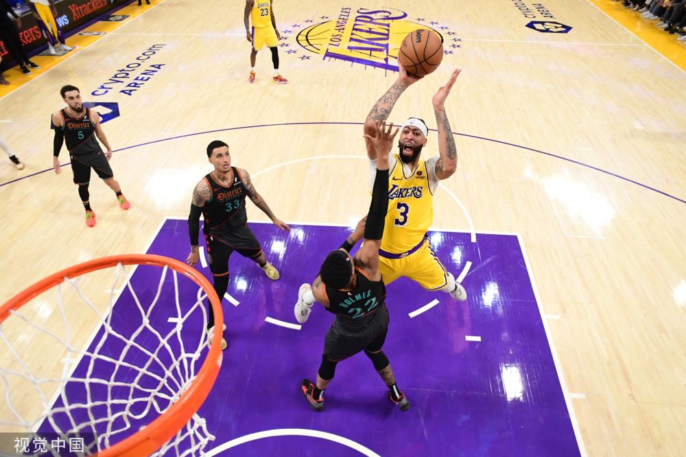 出他在进攻 出他在进攻